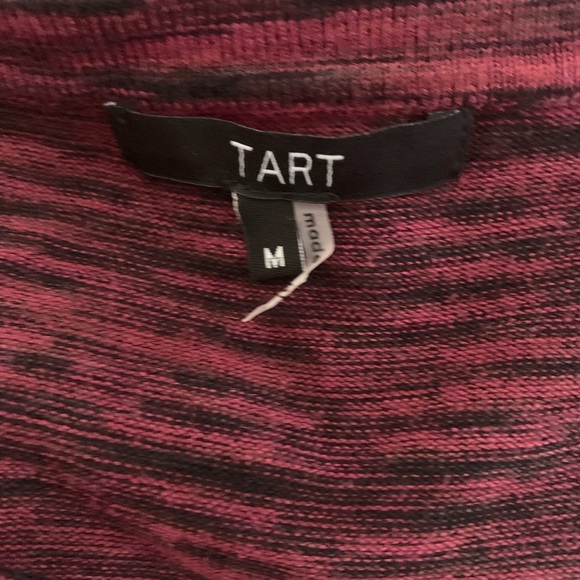 Tart red and black sweater dress - Picture 3 of 4